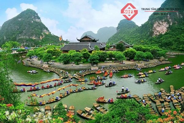 Tràng An được mệnh danh là 'Vịnh Hạ Long' trên cạn
